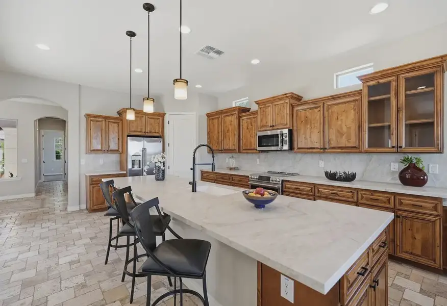 Encanterra Positano HS 533 Kitchen - 1 of 14 Encanterra Positano HS 533 Kitchen - 1 of 14