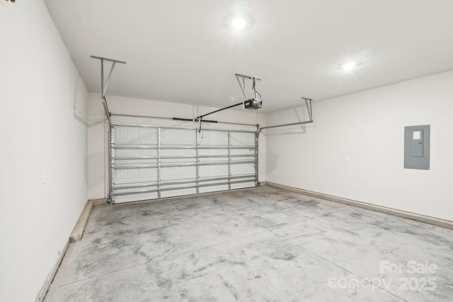 Spacious, unfurnished interior of a new home in Harper Landing, Stanley (Image 30).