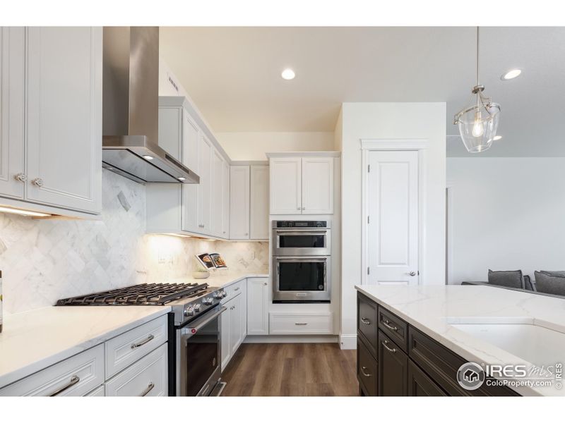 Chef's Kitchen Chef's Kitchen