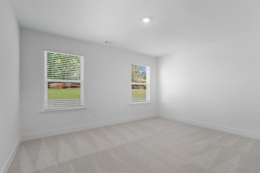 Spacious, unfurnished interior of a new home in Wellington Estates, Madison (Image 11).