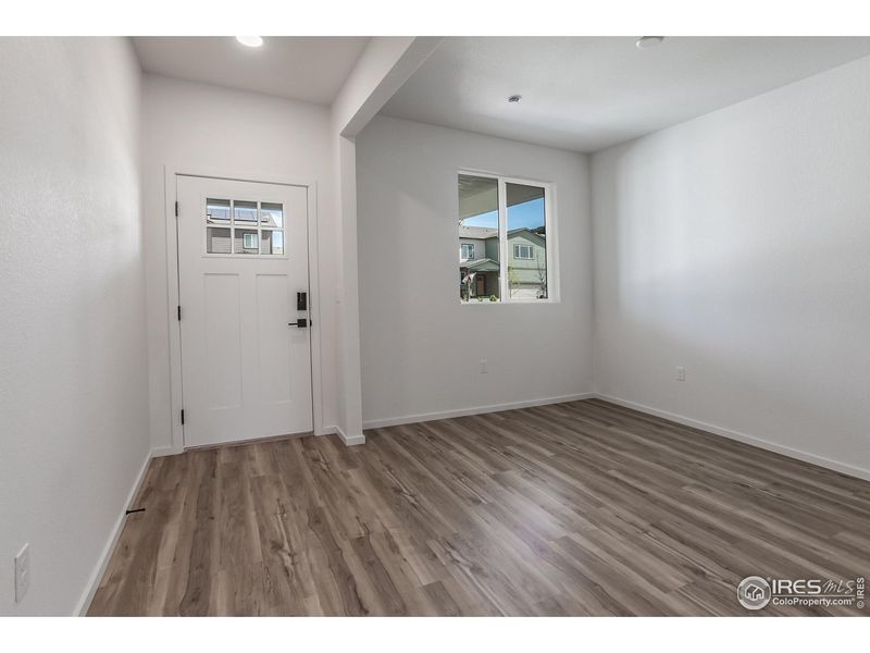 Spacious, unfurnished interior of a new home in Granary Trailblazer Collection - Single Family Homes, Johnstown (Image 20).