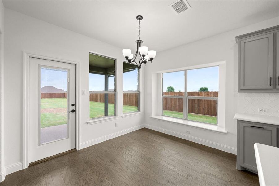 Spacious, unfurnished interior of a new home in Coyote Crossing, Godley (Image 28).