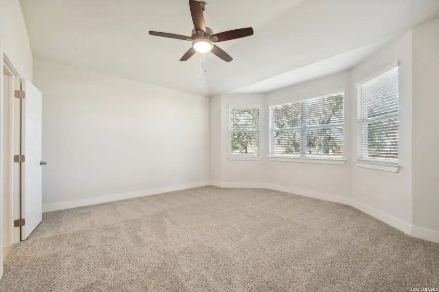 Spacious, unfurnished interior of a new home in , San Antonio (Image 21).