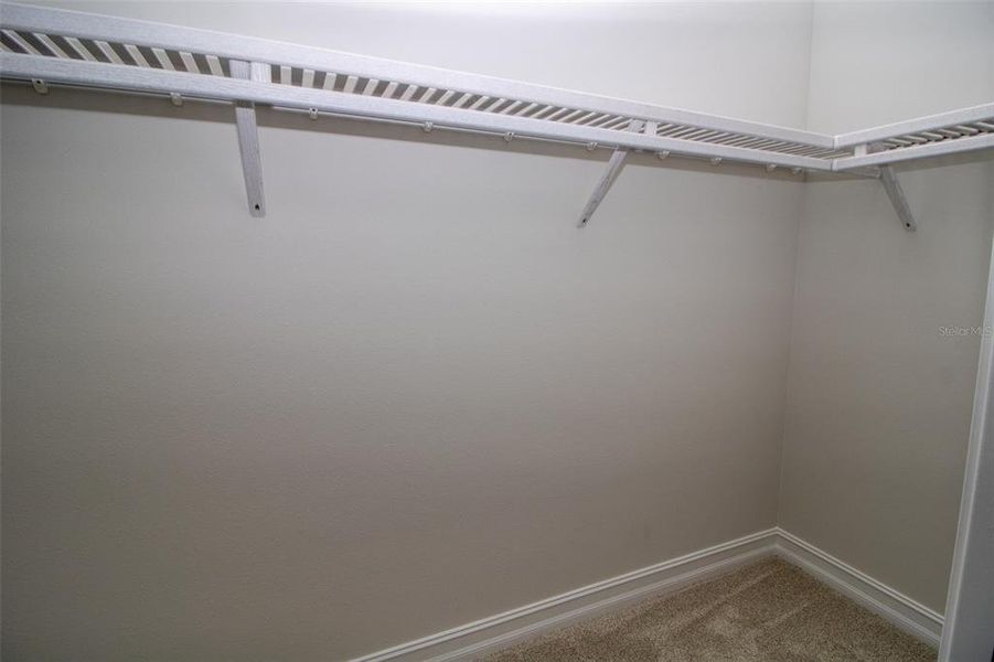 Spacious, unfurnished interior of a new home in Southern Hills Plantation, Brooksville (Image 18).