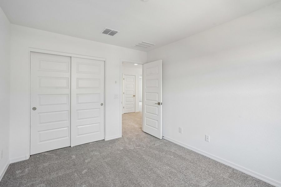 Spacious, unfurnished interior of a new home in Rancho Mercado, Surprise (Image 33).