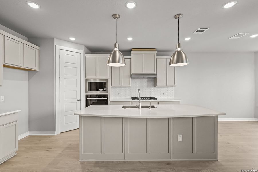 Furnished interior view inside a new home in Foxbrook, Cibolo (Image 19).