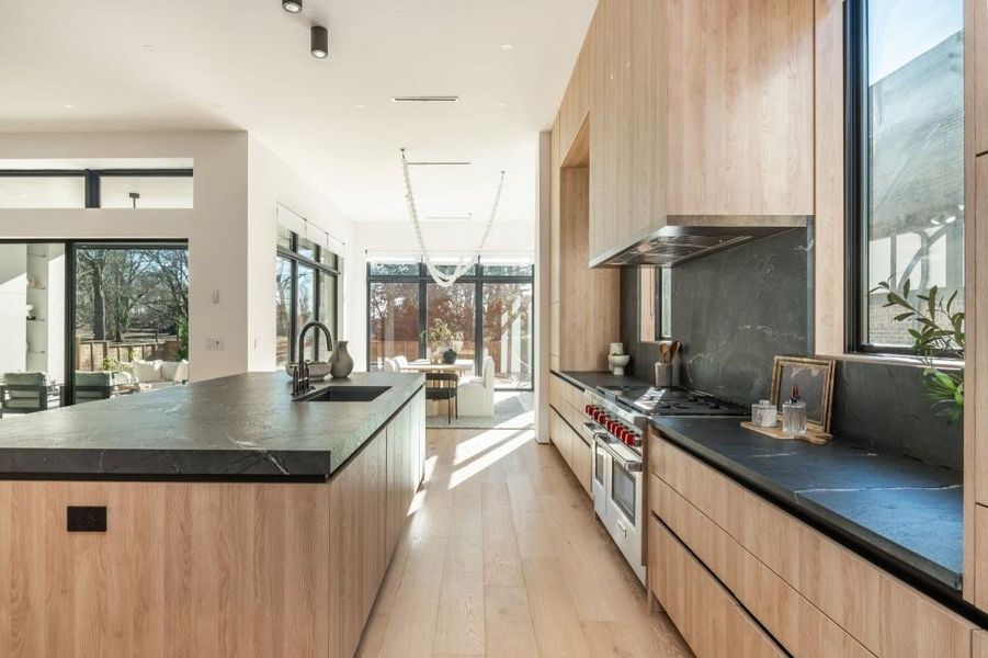 Furnished interior view inside a new home in , Atlanta (Image 13).