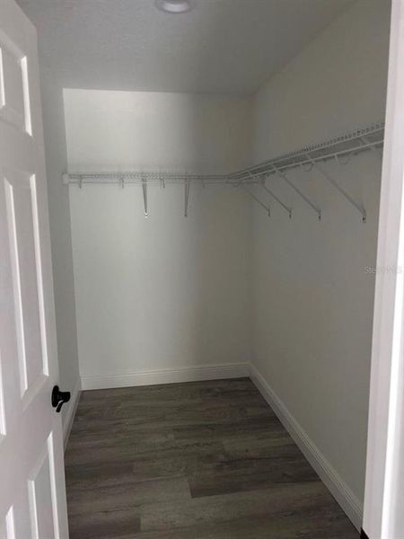 Spacious, unfurnished interior of a new home in , Dunnellon (Image 24).