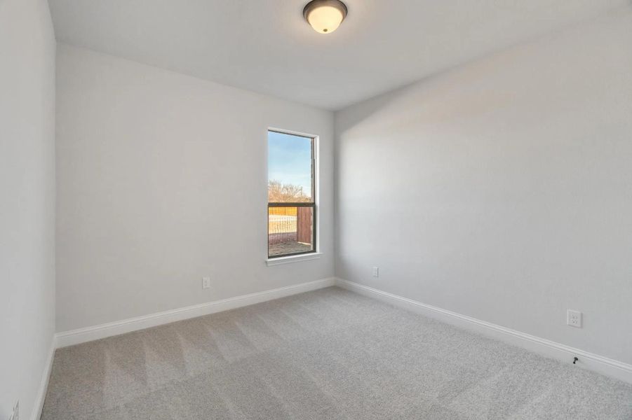 Image 116 representing the Concept 2373 by Landsea Homes in Coyote Crossing, Godley, TX. Image 116 representing the Concept 2373 by Landsea Homes in Coyote Crossing, Godley, TX.