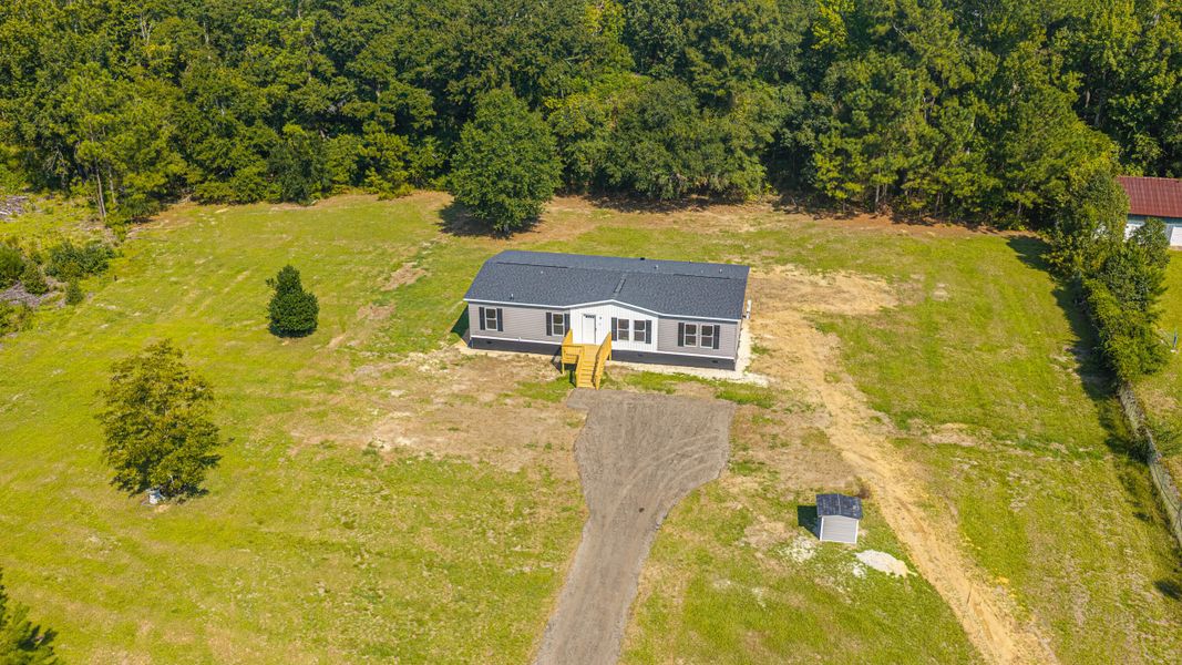 Image 102 of a home in .