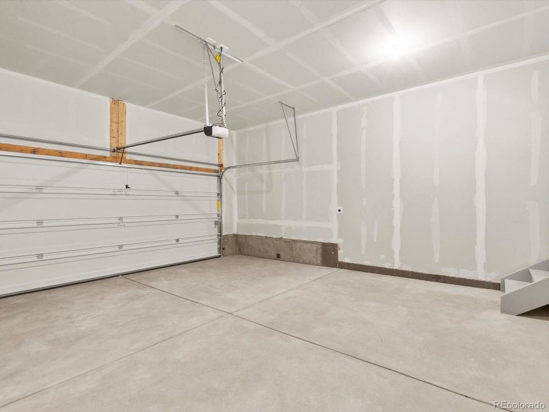 Spacious, unfurnished interior of a new home in Poudre Heights: The Lakes Collection, Windsor (Image 13).