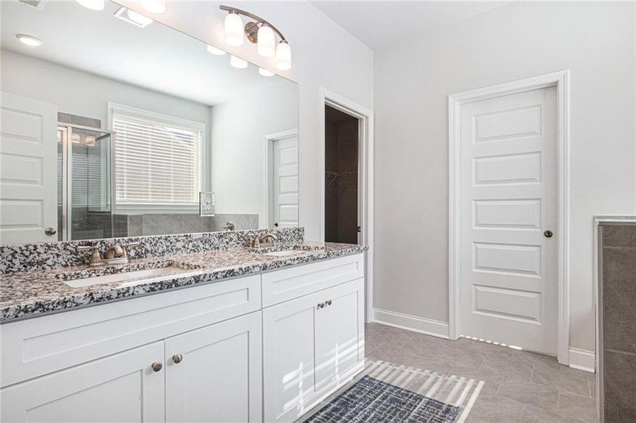 Furnished interior view inside a new home in Hellen Valley, Braselton (Image 16). Furnished interior view inside a new home in Hellen Valley, Braselton (Image 16).