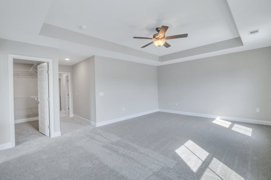 Representative unfurnished interior of a home built from the Seabrook by Ernest Homes in Wexford, Richmond Hill (Image 38).