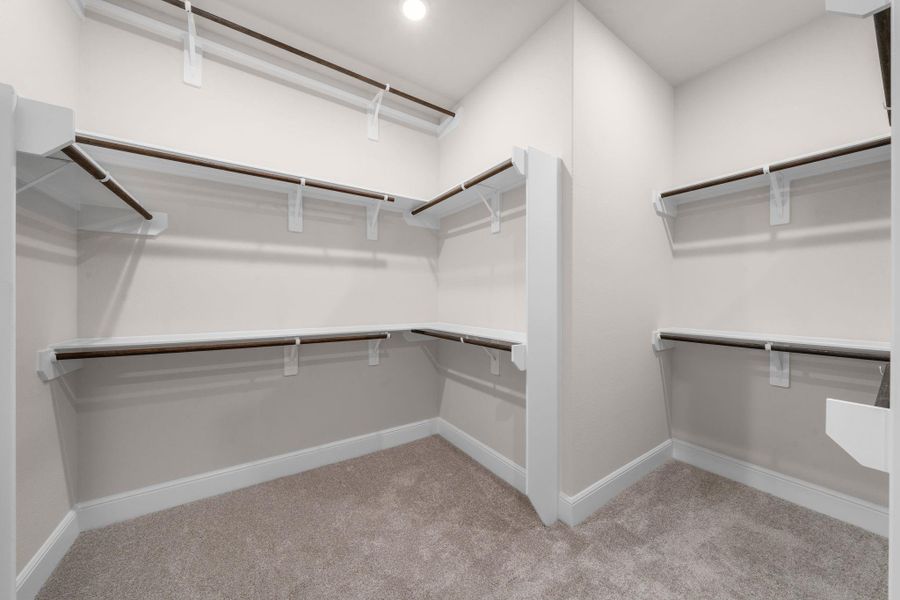 Spacious, unfurnished interior of a new home in Colton, Montgomery (Image 31).