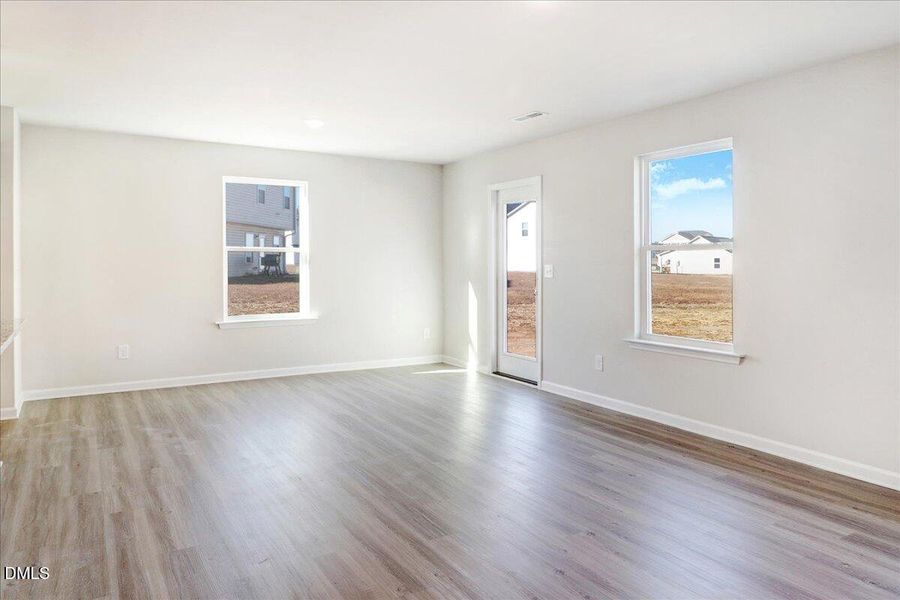 18-Great room with open layout in new co