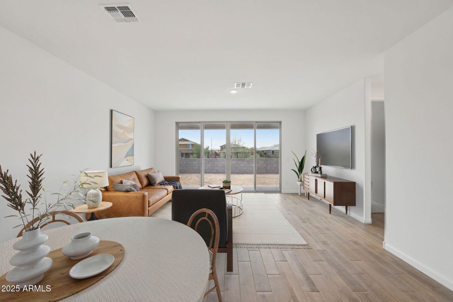 10-web-or-mls-6-print-La_Senda_Dr_W-S030