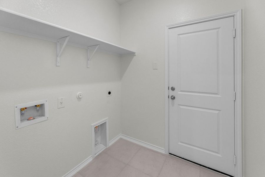 Image 40 of a home in Sonterra - Cool Water.