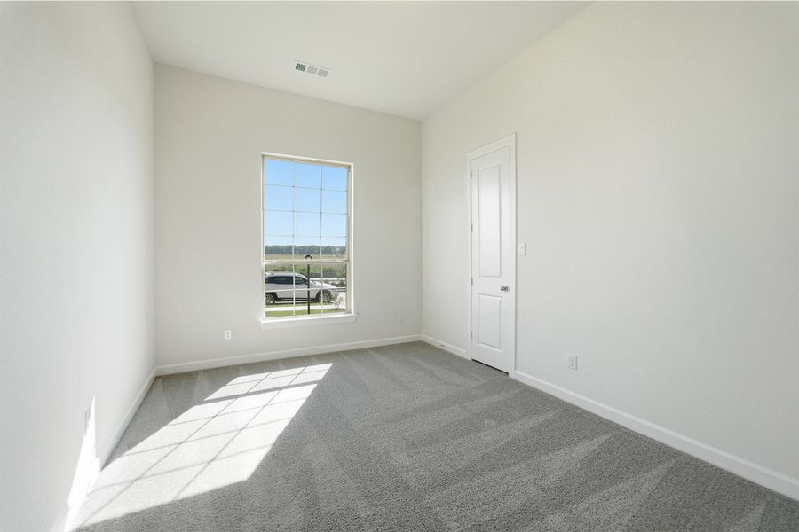 Spacious, unfurnished interior of a new home in Solterra, Mesquite (Image 31). Spacious, unfurnished interior of a new home in Solterra, Mesquite (Image 31).