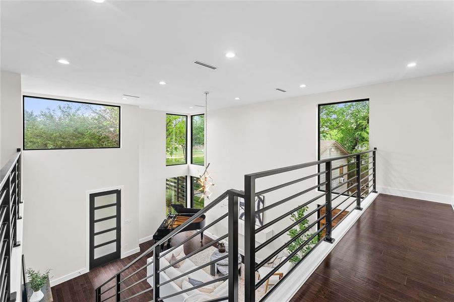 Spacious, unfurnished interior of a new home in , Dallas (Image 21).