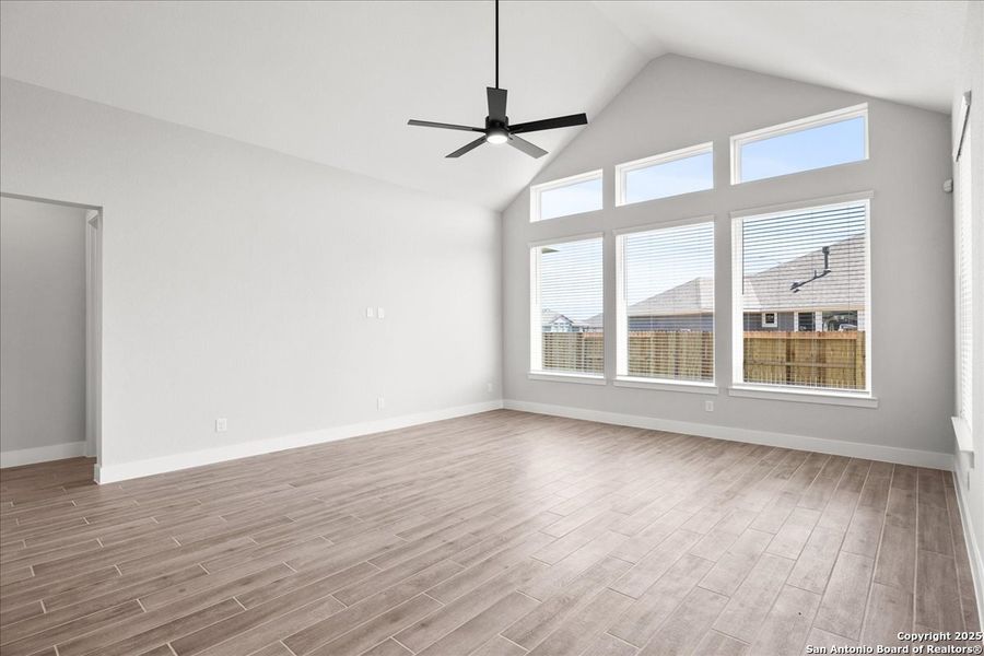 Spacious, unfurnished interior of a new home in Village at Three Oaks, Seguin (Image 13). Spacious, unfurnished interior of a new home in Village at Three Oaks, Seguin (Image 13).