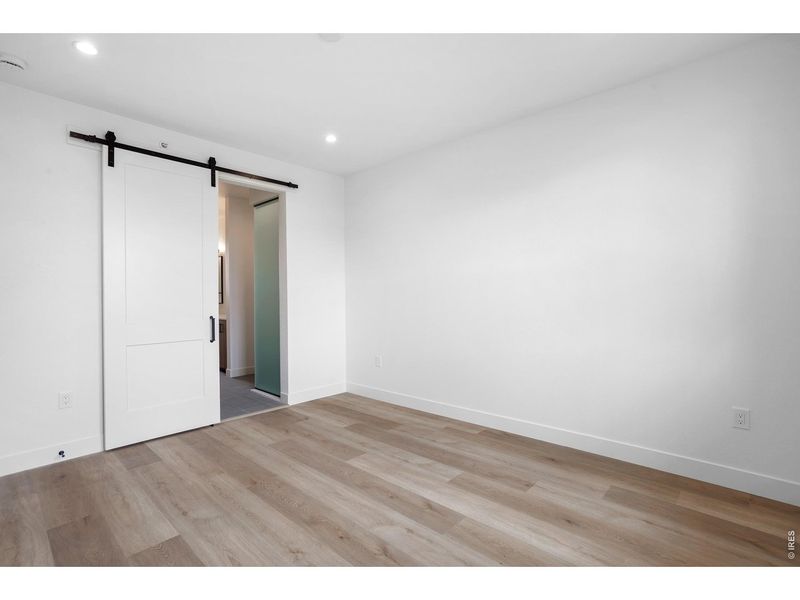 Spacious, unfurnished interior of a new home in , Broomfield (Image 17).