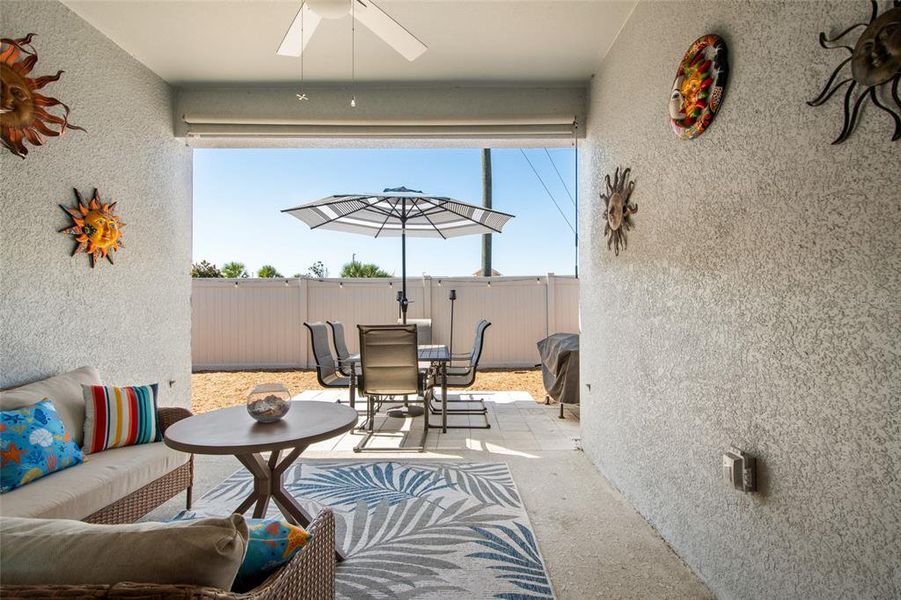 Exterior details and patio area of a home in , Winter Haven (Image 26).