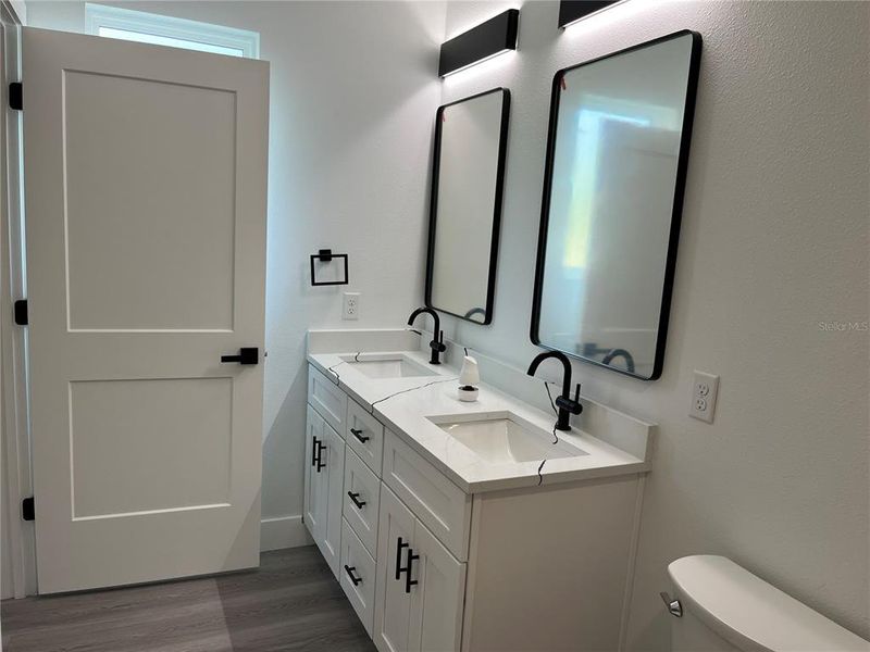 Furnished interior view inside a new home in , Kissimmee (Image 11).