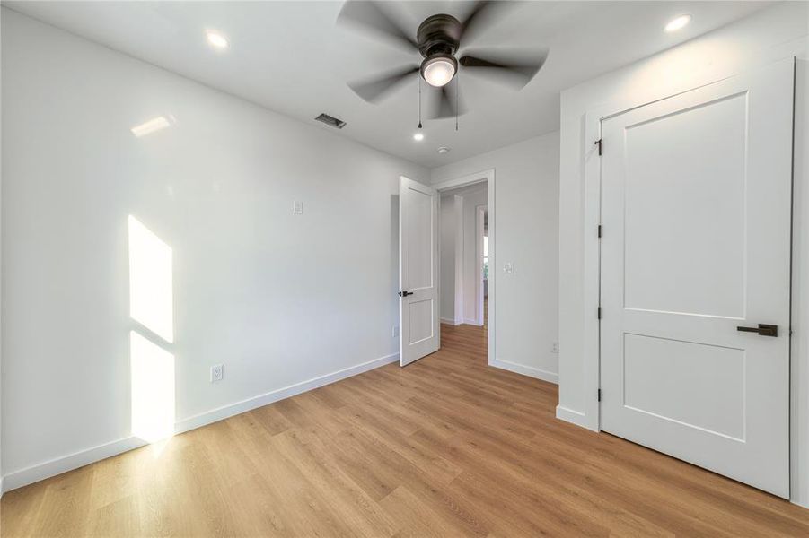 Spacious, unfurnished interior of a new home in , Dallas (Image 21).