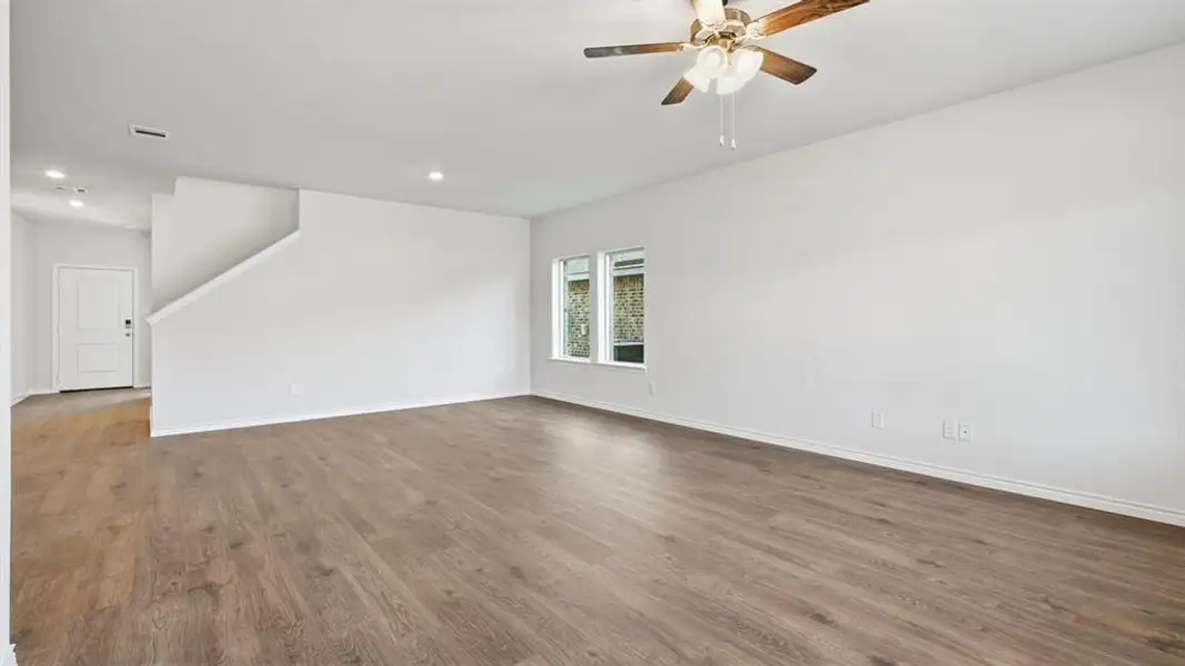 Spacious, unfurnished interior of a new home in Bel Air Village, Sherman (Image 16). Spacious, unfurnished interior of a new home in Bel Air Village, Sherman (Image 16).