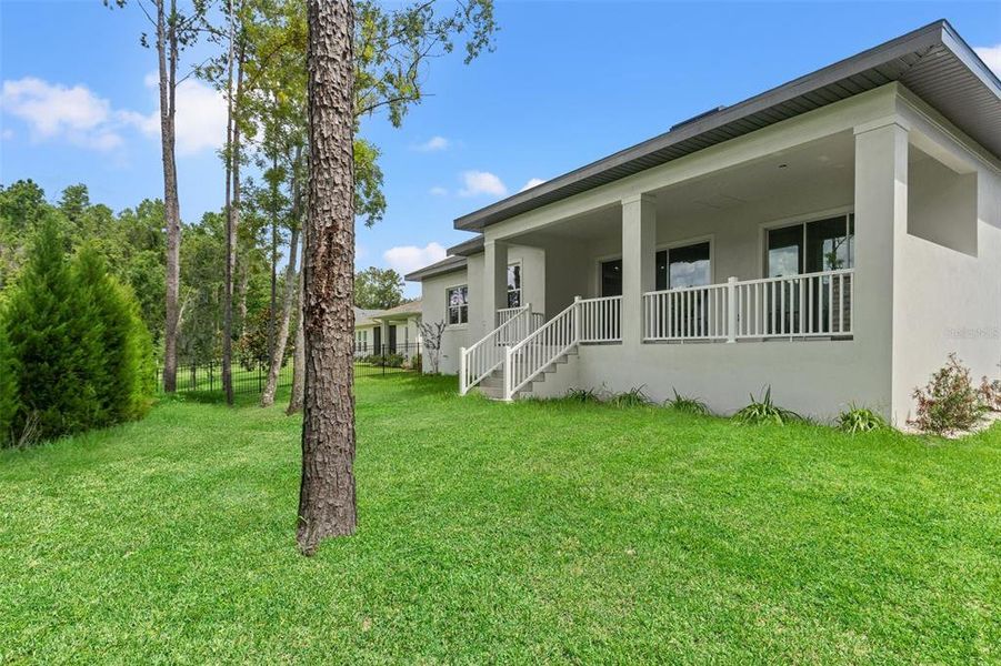 Exterior details and patio area of a home in Southern Hills Plantation, Brooksville (Image 22).