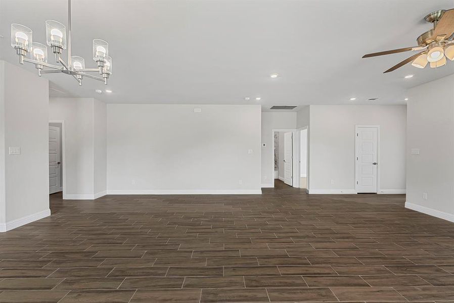 Spacious, unfurnished interior of a new home in , Granbury (Image 21). Spacious, unfurnished interior of a new home in , Granbury (Image 21).