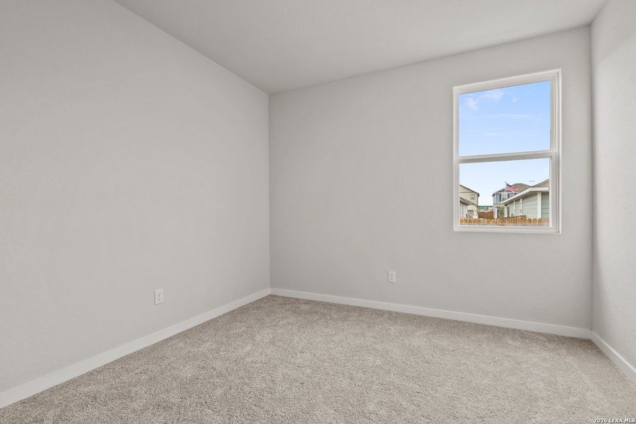Spacious, unfurnished interior of a new home in Park Place, New Braunfels (Image 22).