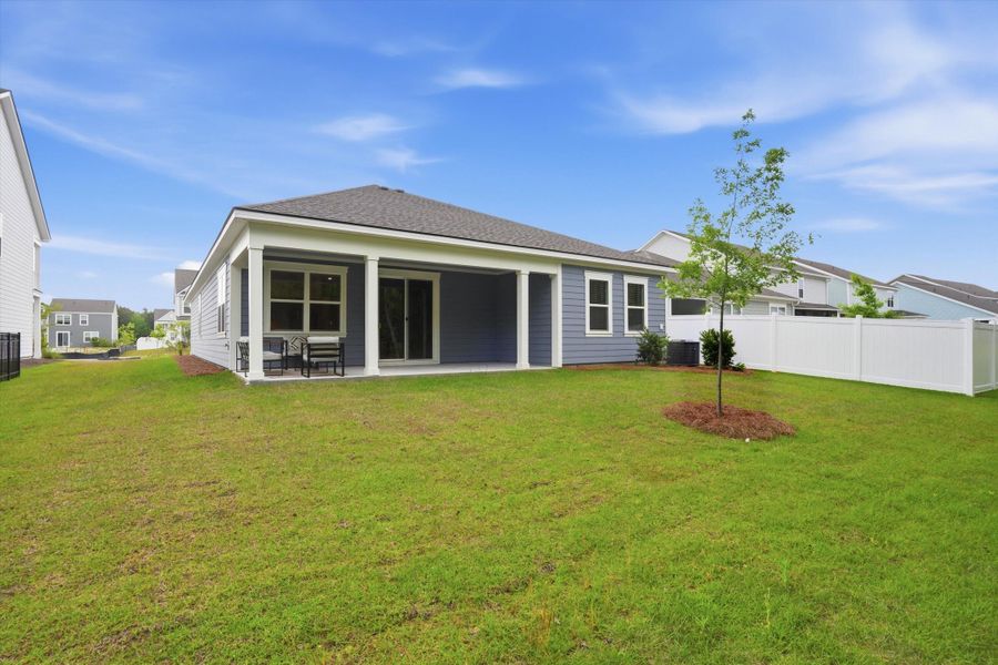 Exterior details and patio area of a home in Sheep Island, Summerville (Image 4).