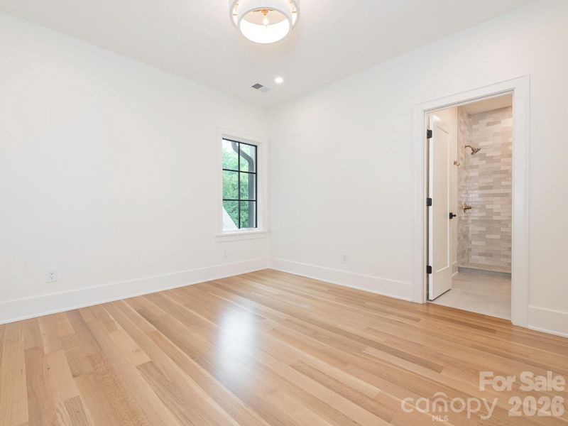 Upstairs secondary bedroom 3
