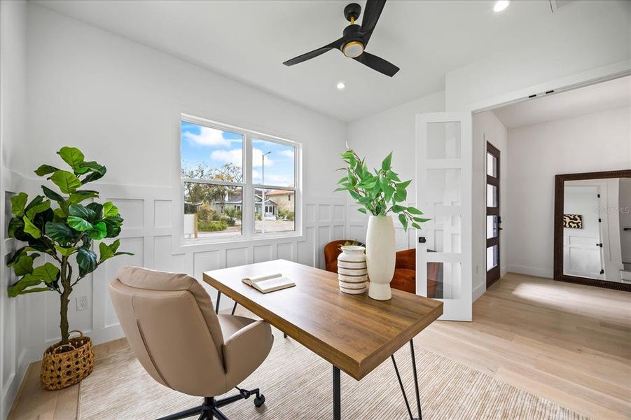 Furnished interior view inside a new home in , Tampa (Image 33).