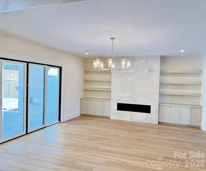 Spacious, unfurnished interior of a new home in , Charlotte (Image 9).