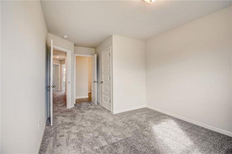 Spacious, unfurnished interior of a new home in Summerlin, Winder (Image 37). Spacious, unfurnished interior of a new home in Summerlin, Winder (Image 37).
