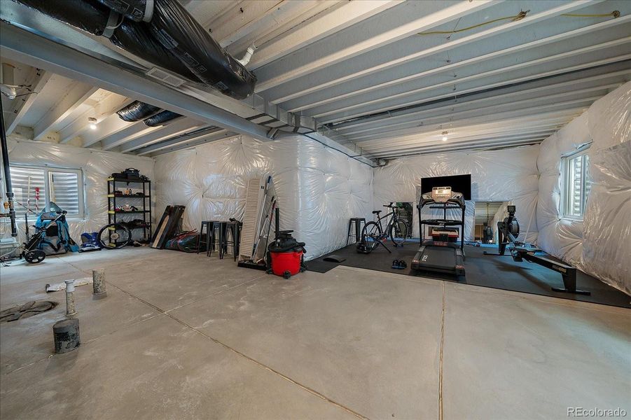 Full Basement