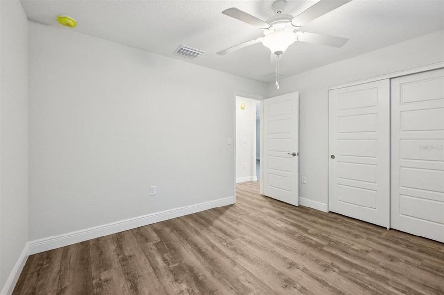 Spacious, unfurnished interior of a new home in , Citrus Springs (Image 24).