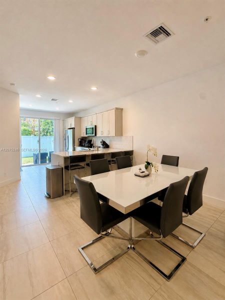 Furnished interior view inside a new home in , Pembroke Pines (Image 18).