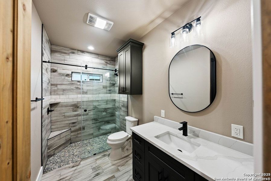 Furnished interior view inside a new home in , Kerrville (Image 11).