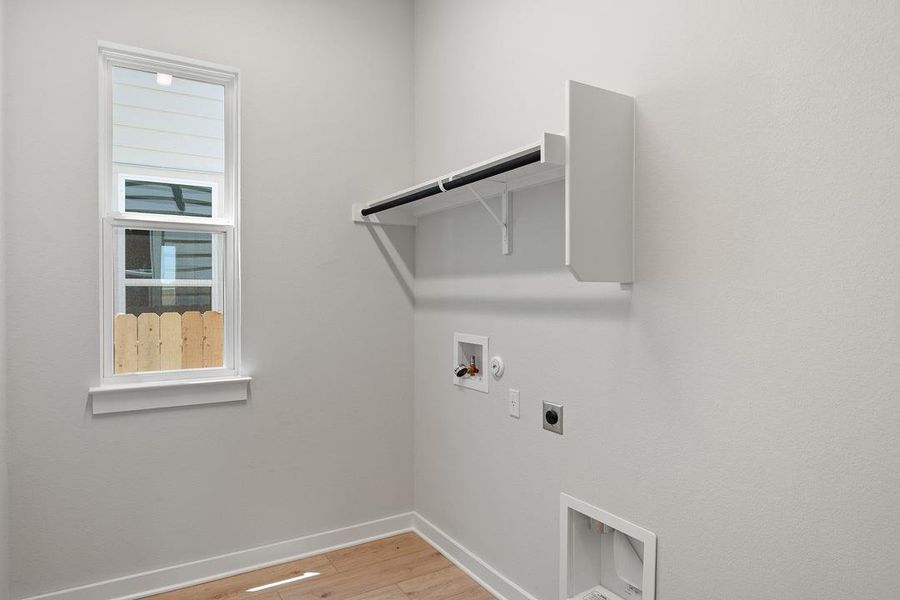 Spacious, unfurnished interior of a new home in Lagos Reserve, Manor (Image 29). Spacious, unfurnished interior of a new home in Lagos Reserve, Manor (Image 29).