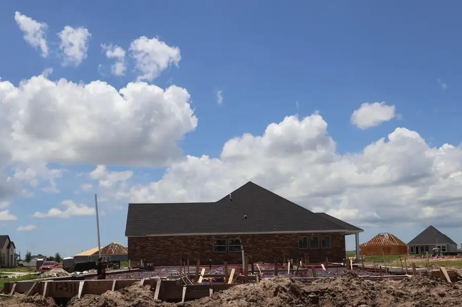 Every foundation at DWH is engineered and it’s inspected three times! We do not do “batch” testing. Rest easy knowing your foundation comes with a 10 year warranty. Every foundation at DWH is engineered and it’s inspected three times! We do not do “batch” testing. Rest easy knowing your foundation comes with a 10 year warranty.