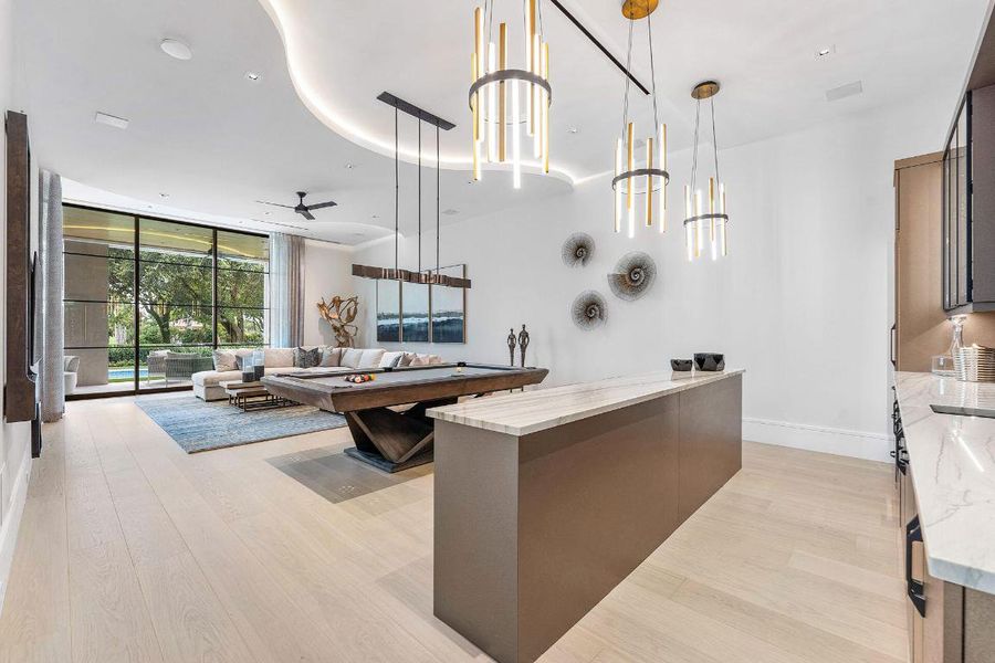 471_Royal_Palm_Way_31