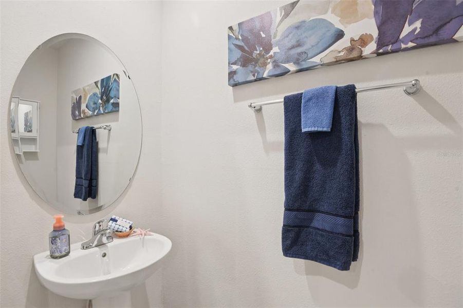 Furnished interior view inside a new home in Anclote Square, Holiday (Image 9).