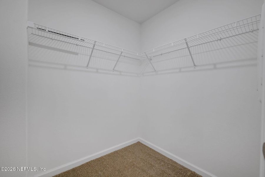 Spacious, unfurnished interior of a new home in , Jacksonville (Image 21).