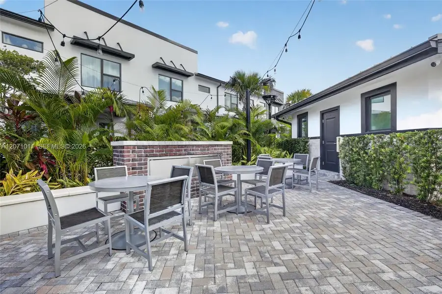 Community amenities in , Plantation (Image 33).