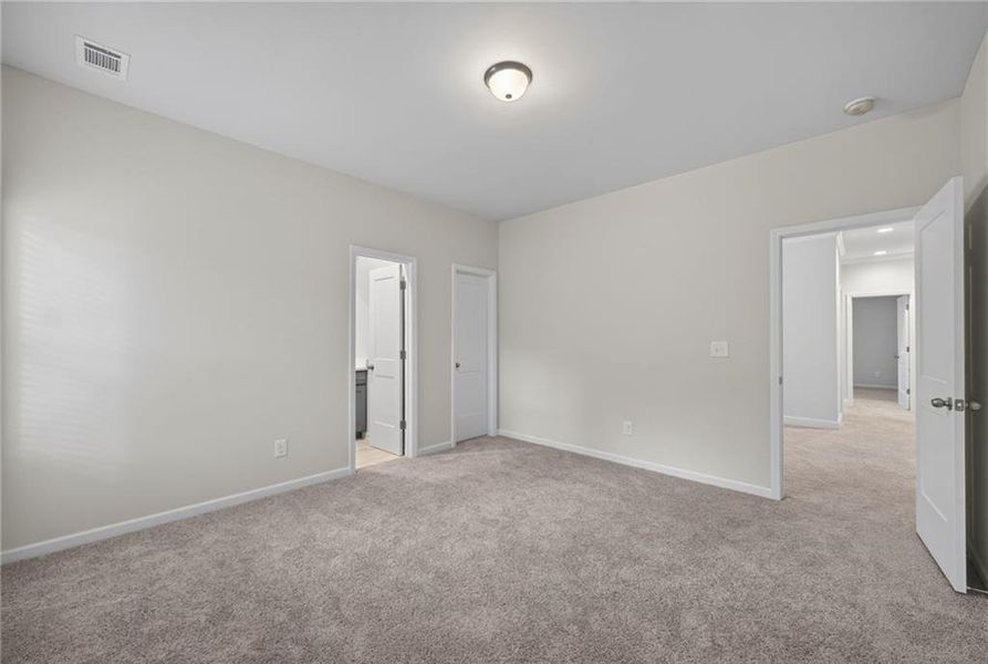 Spacious, unfurnished interior of a new home in , Loganville (Image 33).