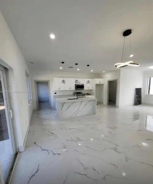 Image 12 of a home in .