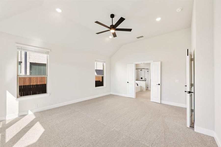 Spacious, unfurnished interior of a new home in Ridge Ranch Classic 60, Mesquite (Image 38).